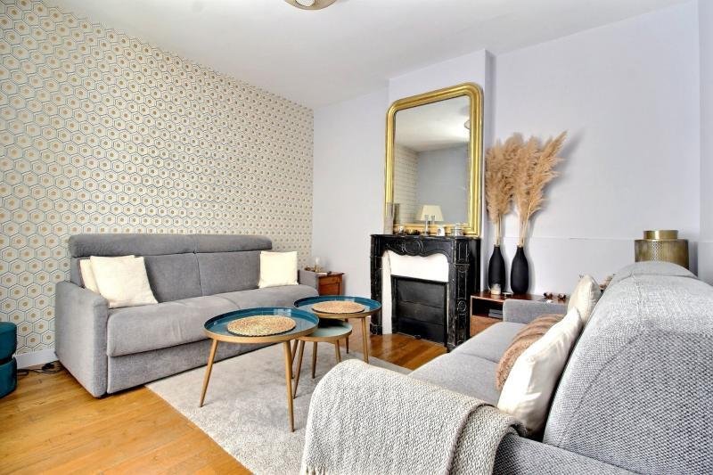 Apartment in Domaine National du Château, Versailles, France 5 - 18710487