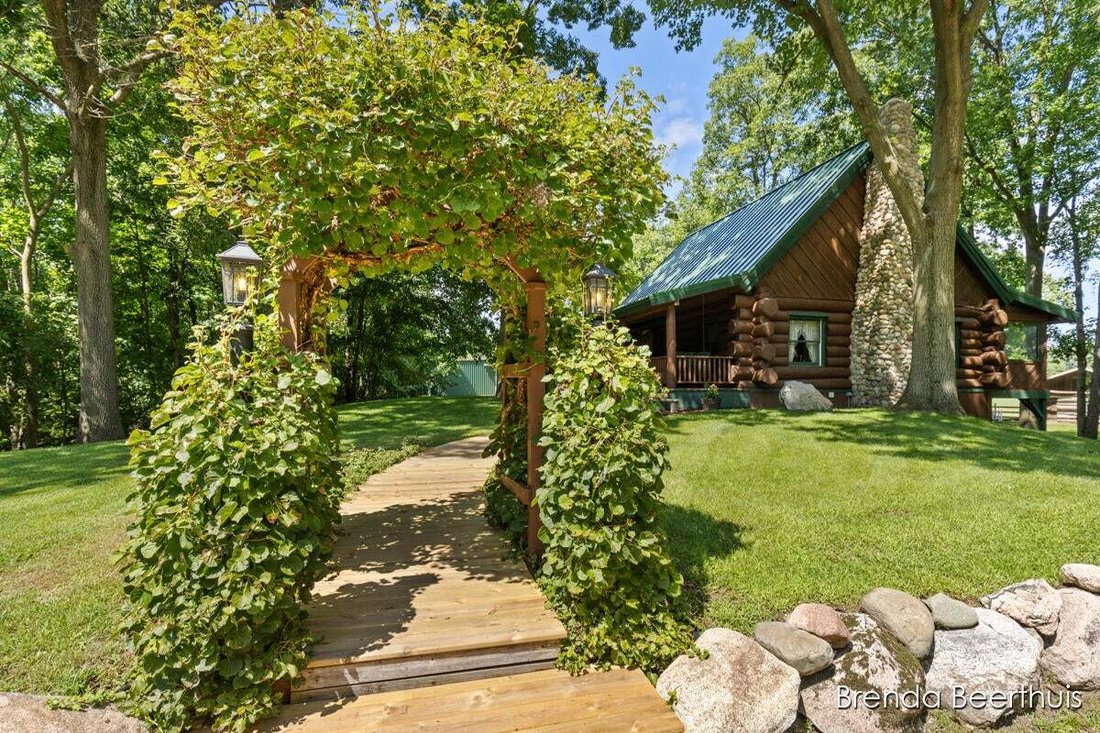 Casa en Alto, Míchigan, Estados Unidos 2 - 18705219