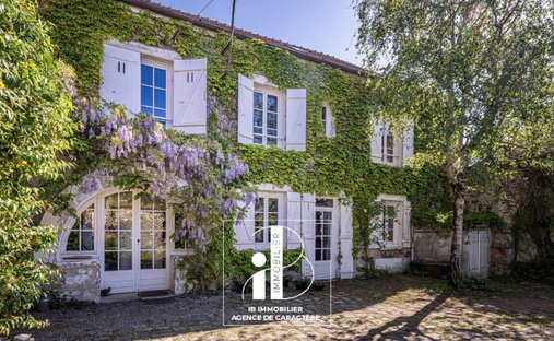 House in Perthes, Ile-de-France, France 1