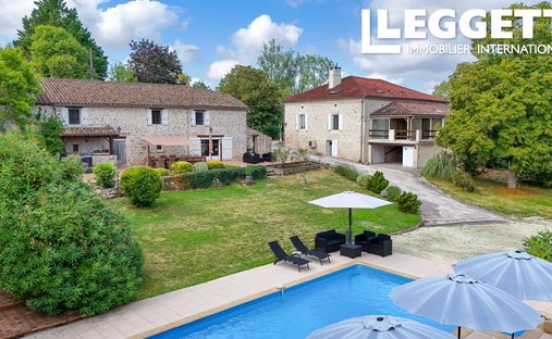 House in Bourg-de-Visa, Occitania, France 1