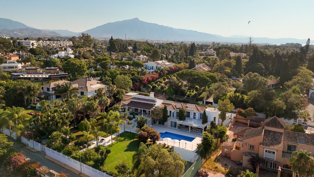 Villa in Guadalmina Baja, San Pedro de Alcantara, Spain 1 - 18707006
