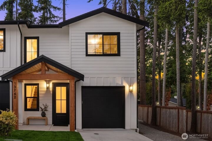 Townhouse in Kirkland, Washington, United States 1 - 18570483
