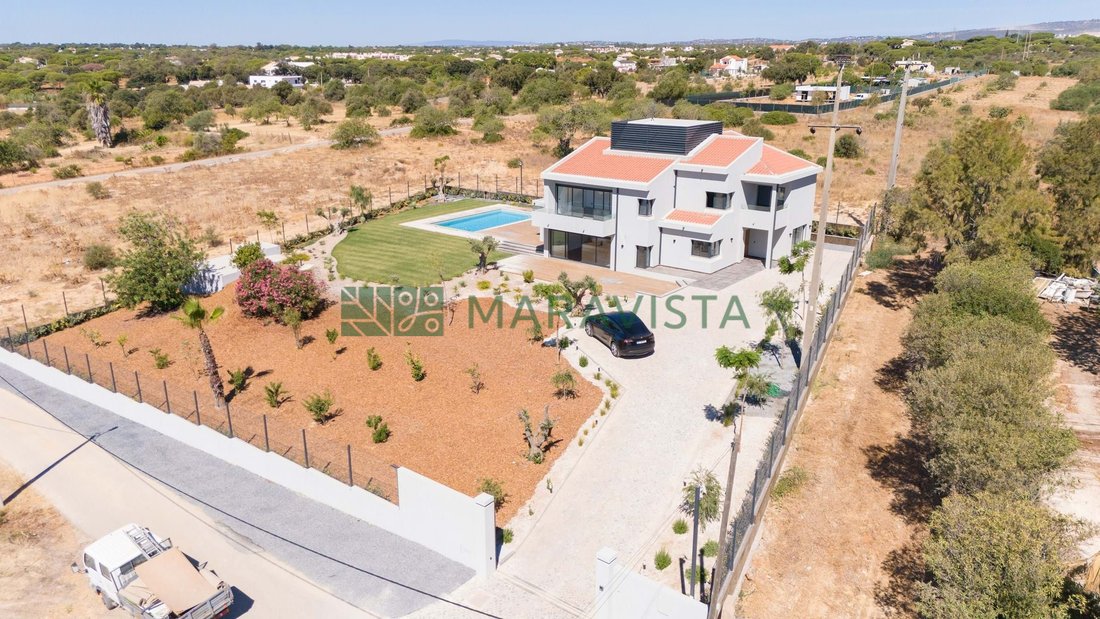 Villa en Loule (Sao Clemente), Algarve, Portugal 2 - 18707258