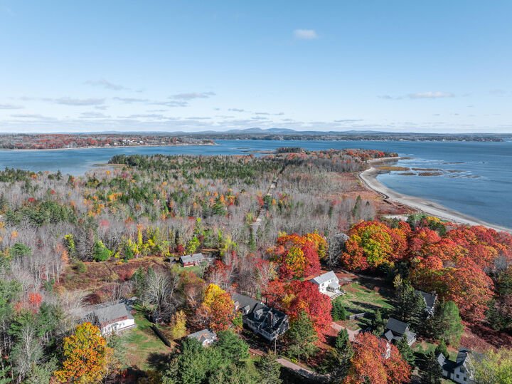 Trenton, Maine, United States 3 - 18708081