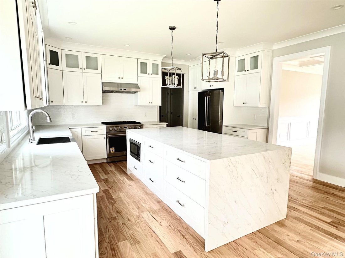 House in Massapequa Park, New York, United States 4 - 18708714