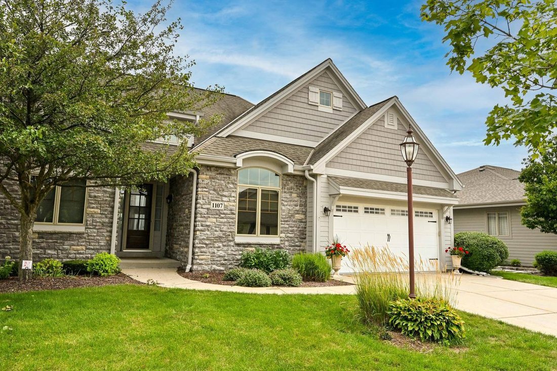 Condo in Waukesha, Wisconsin, United States 3 - 18713068