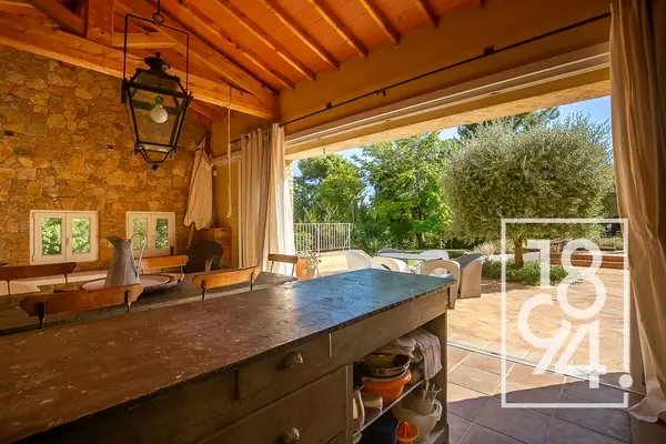 House in Saint-Cyr-sur-Mer, Provence-Alpes-Côte d'Azur, France 5 - 16964350