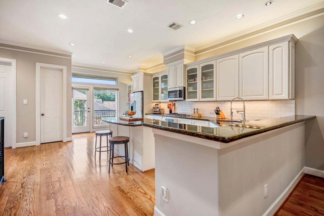 House in Houston, Texas, United States 5 - 18713011