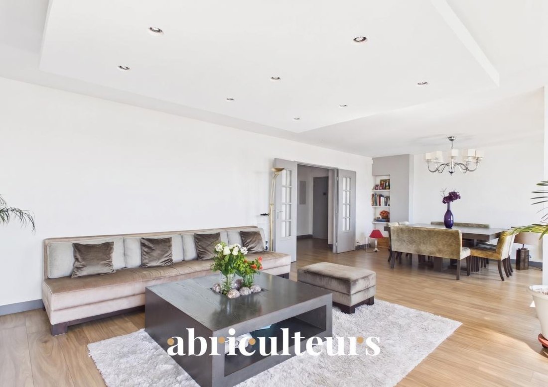 Apartment in Bordeaux Victor Hugo, Charenton-le-Pont, France 4 - 18704985