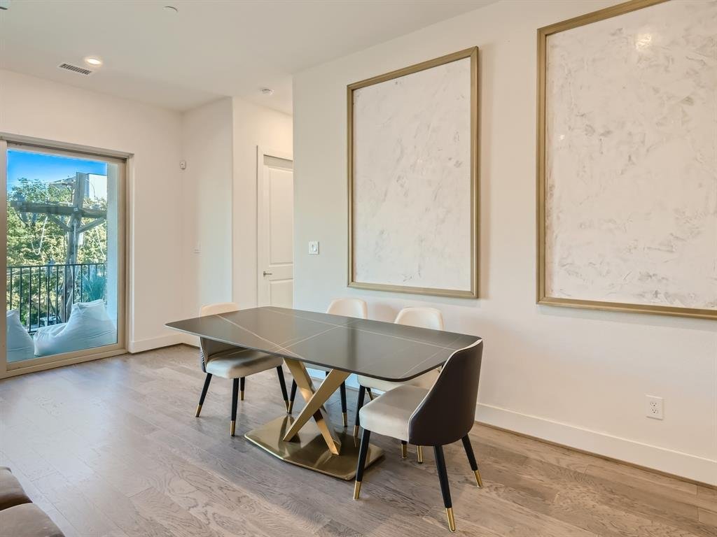Condo in Addison, Texas, United States 4 - 18706724