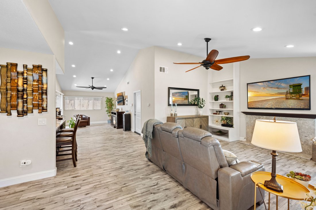 House in Lake Forest, California, United States 5 - 18704908