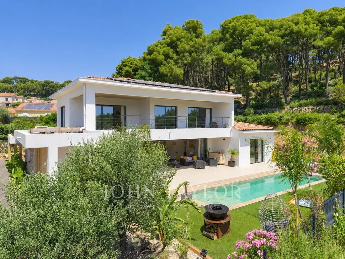 Villa in Sud Est, Ollioules, France 2 - 18010691