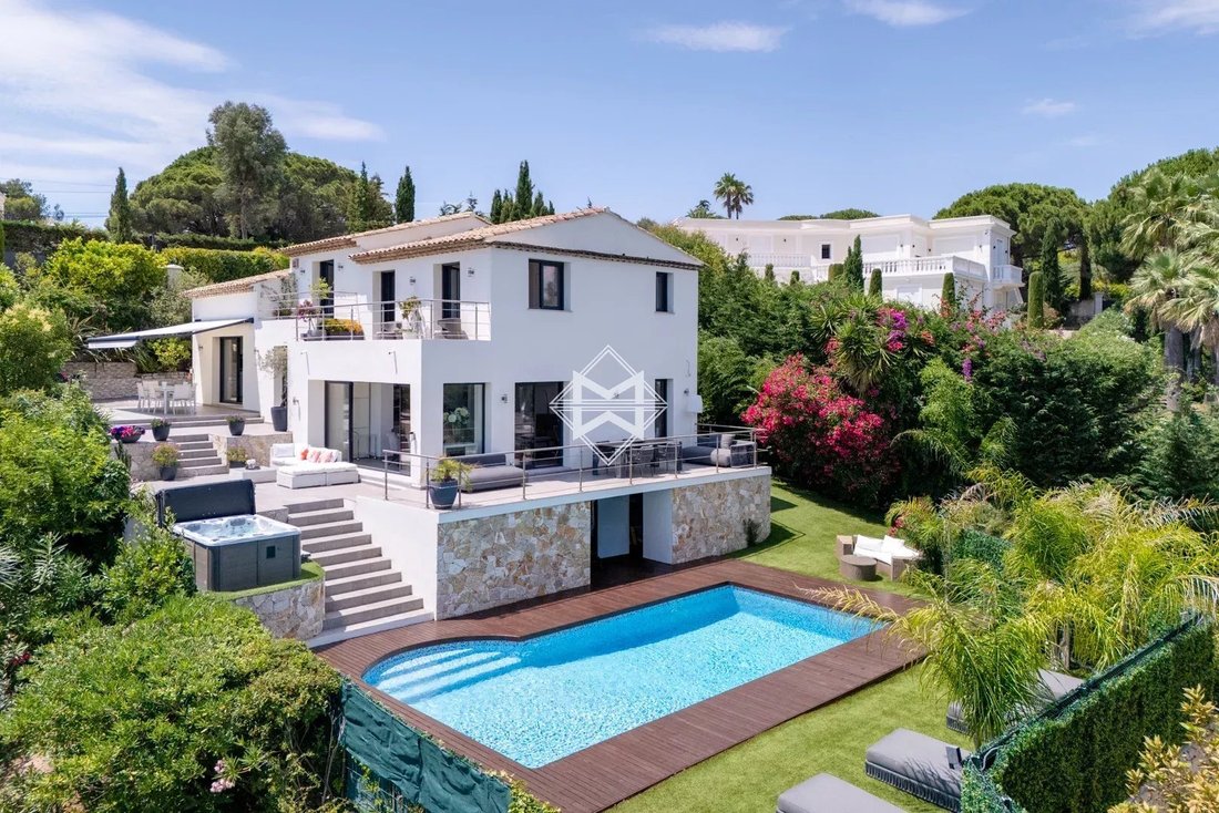 Villa in La Maure-Super Cannes, Vallauris, France 1 - 18714752