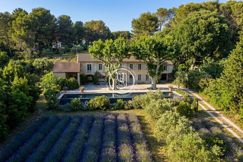 Villa in Saint-Rémy-de-Provence, Provence-Alpes-Côte d'Azur, France 2 - 18706869