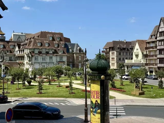 Apartment in Deauville, Normandy, France 2 - 16334466