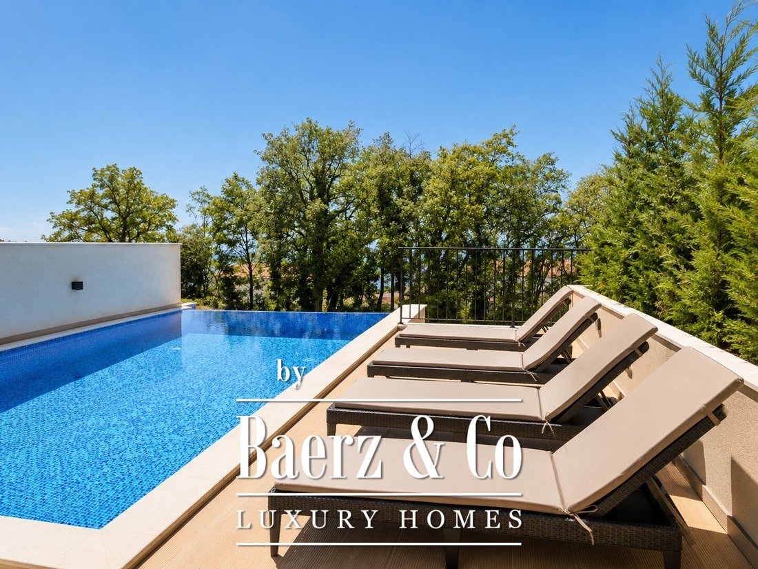Villa in Tivat, Tivat Municipality, Montenegro 5 - 18449895