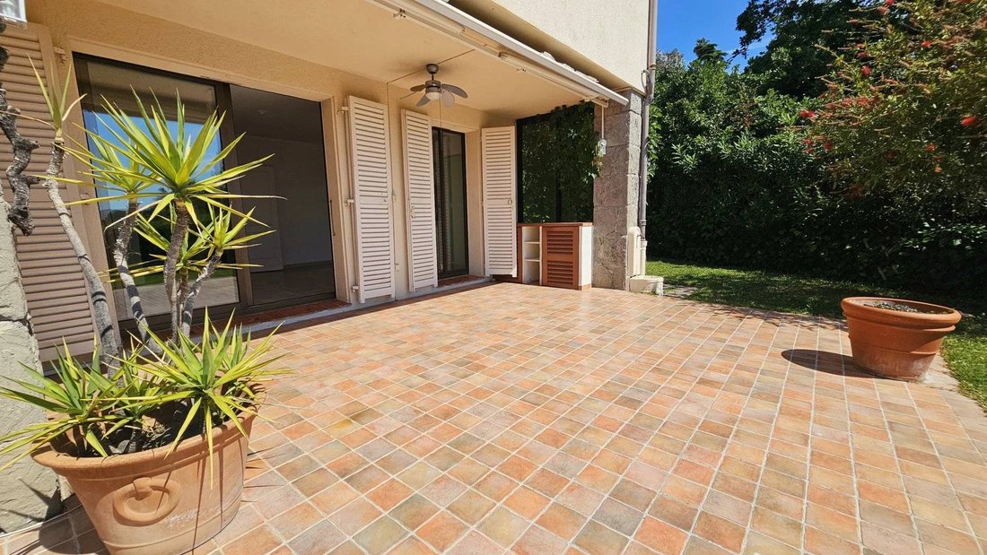 Apartment in Route de Grasse, Villeneuve-Loubet, France 3 - 18009220
