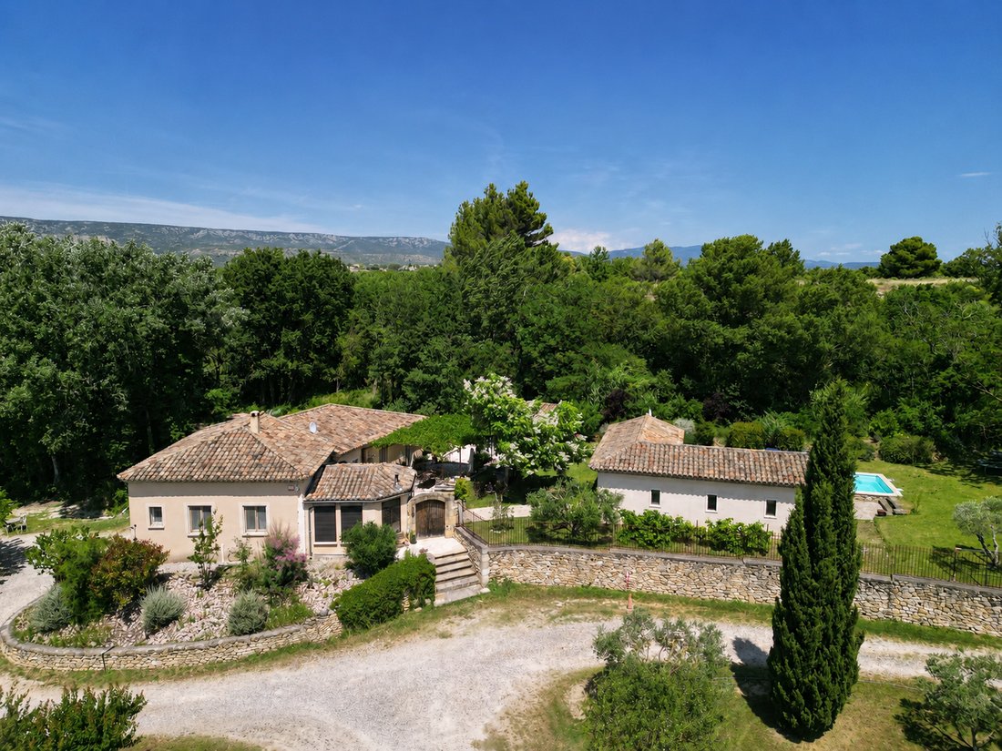 House in Alleins, Provence-Alpes-Côte d'Azur, France 5 - 18037135