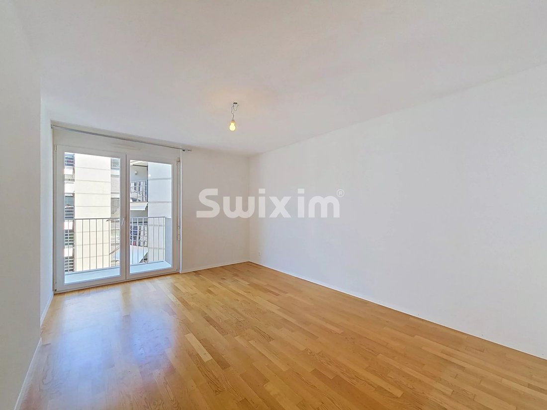 Apartment in Nyon, Vaud, Switzerland 4 - 18704452