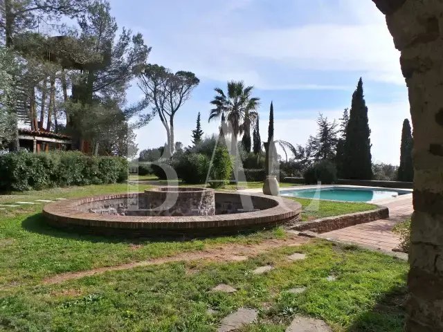 Villa in Exterieurs, Frejus, France 2 - 16649415