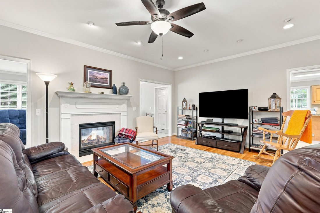 House in Fountain Inn, South Carolina, United States 5 - 18705032