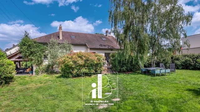 House in Bourron-Marlotte, Ile-de-France, France 1 - 16327997