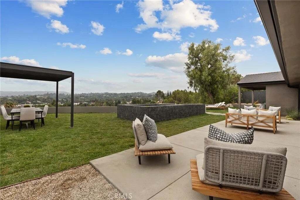 House in Los Angeles, California, United States 4 - 18703256