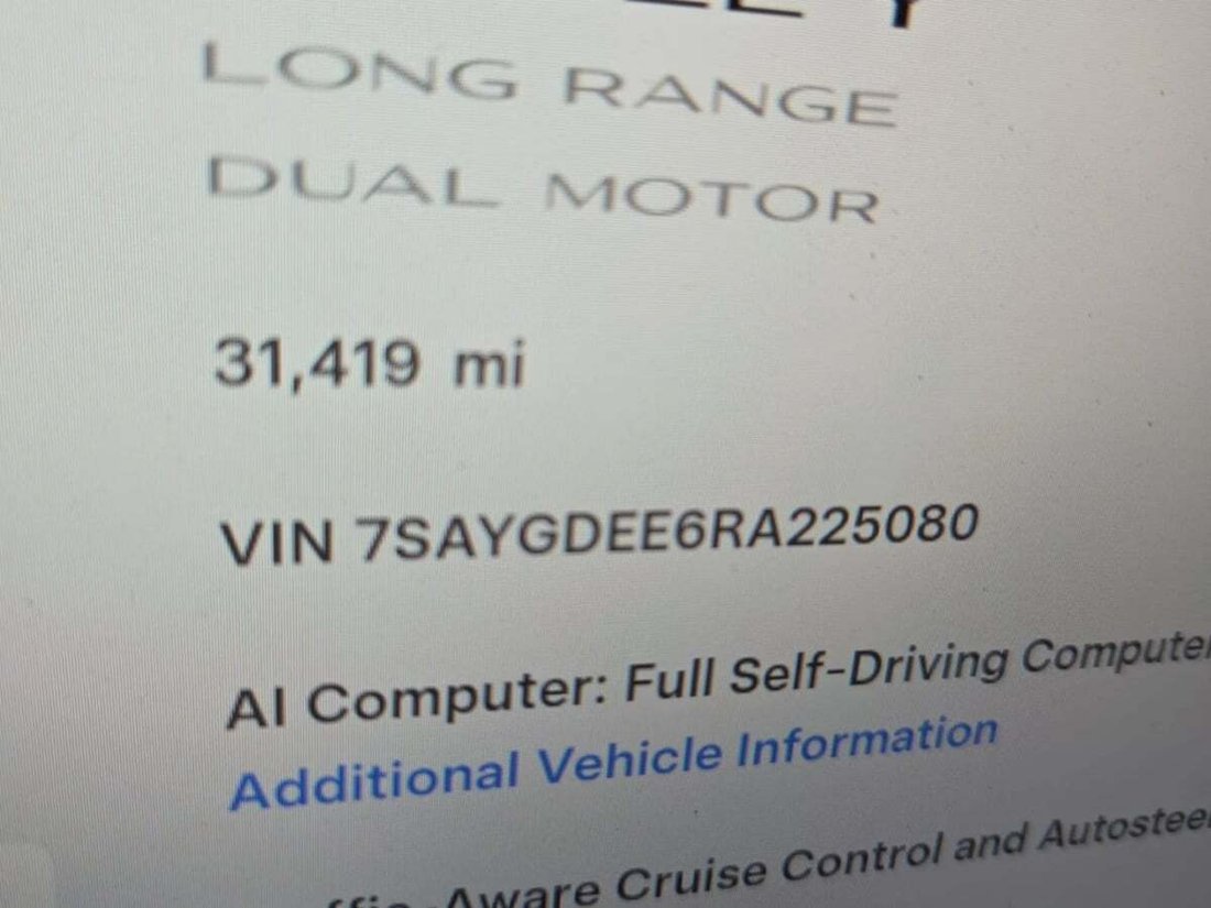 Suv in Newport Beach, CA, United States 5 - 18710554