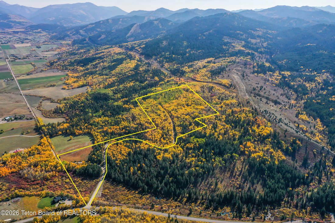 Land in Victor, Idaho, United States 4 - 18706476