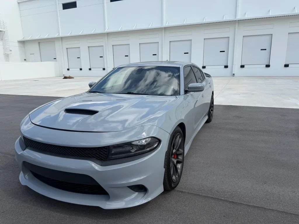 Sedan in Miami, FL, United States 1 - 18707799
