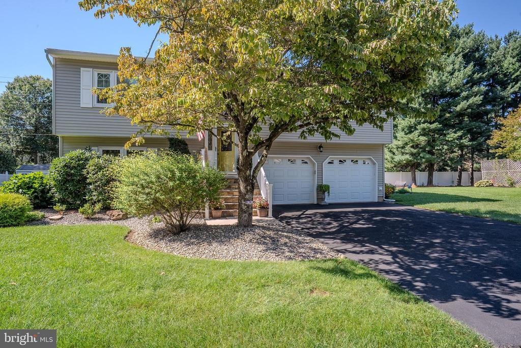 House in South Brunswick Township, New Jersey, United States 3 - 18702677