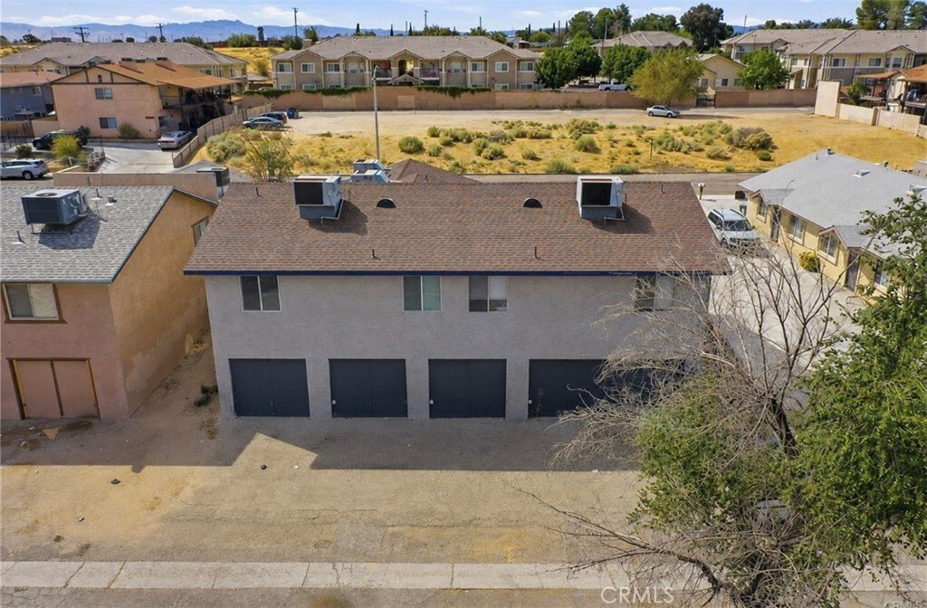 House in Victorville, California, United States 5 - 18711025