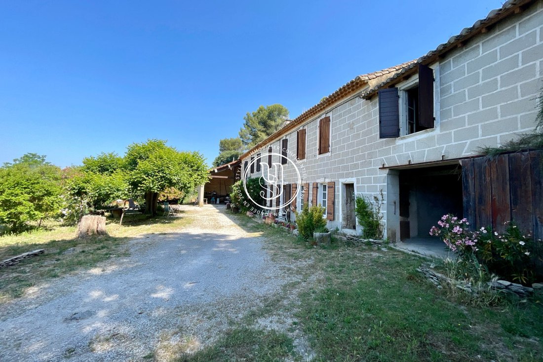 Villa in Saint-Rémy-de-Provence, Provence-Alpes-Côte d'Azur, France 4 - 18706869