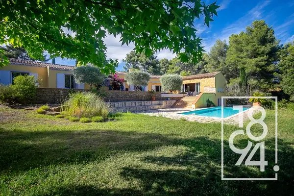 House in Saint-Cyr-sur-Mer, Provence-Alpes-Côte d'Azur, France 3 - 16964350
