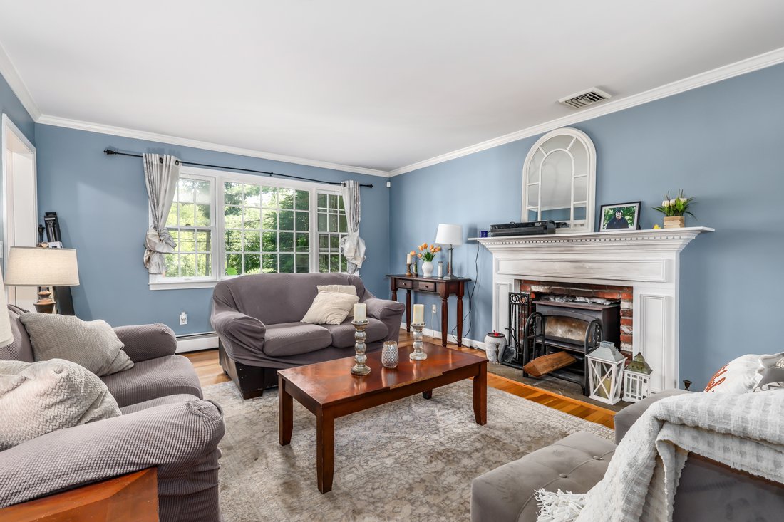 House in Brookfield, Connecticut, United States 5 - 18702454