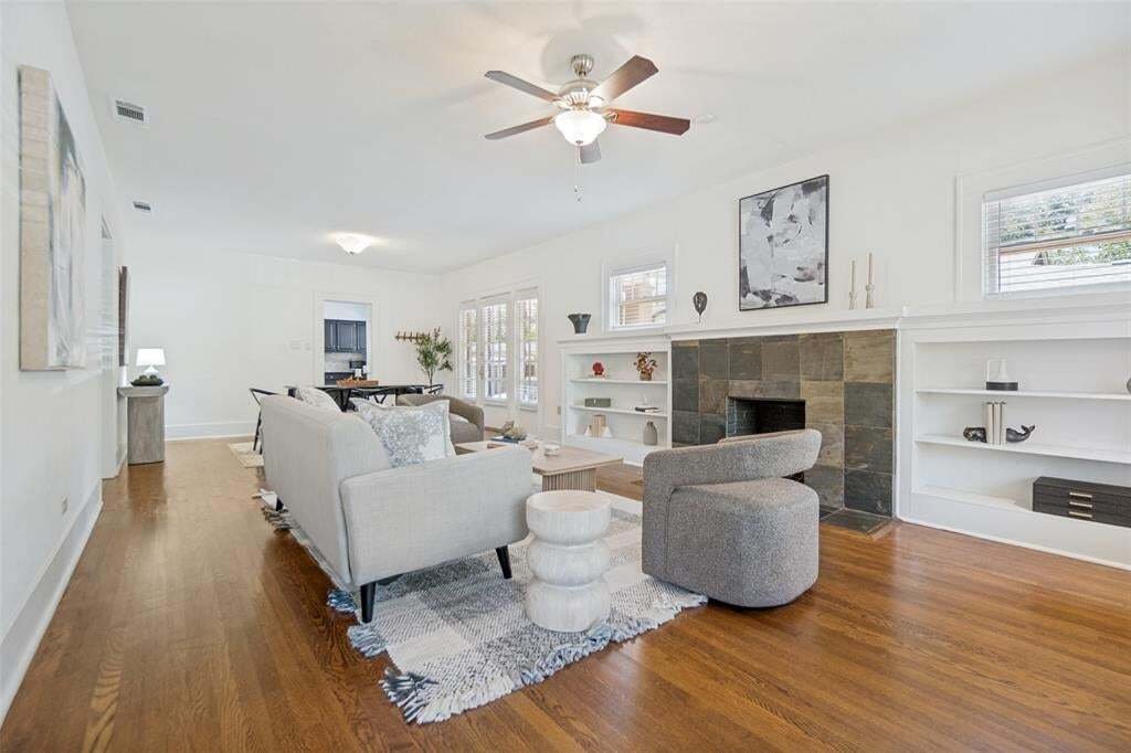 House in Dallas, Texas, United States 5 - 18703769