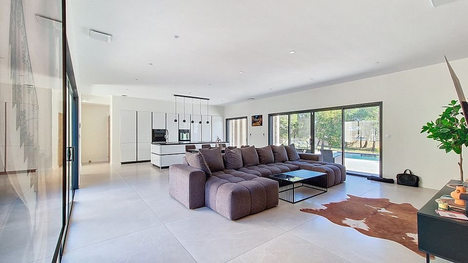Villa in Garrigues, Nimes, France 5 - 18704564