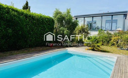 House in Est, Châtelaillon-Plage, France 1