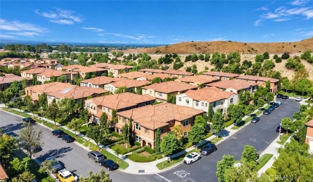 Condo in Irvine, California, United States 5 - 18708643