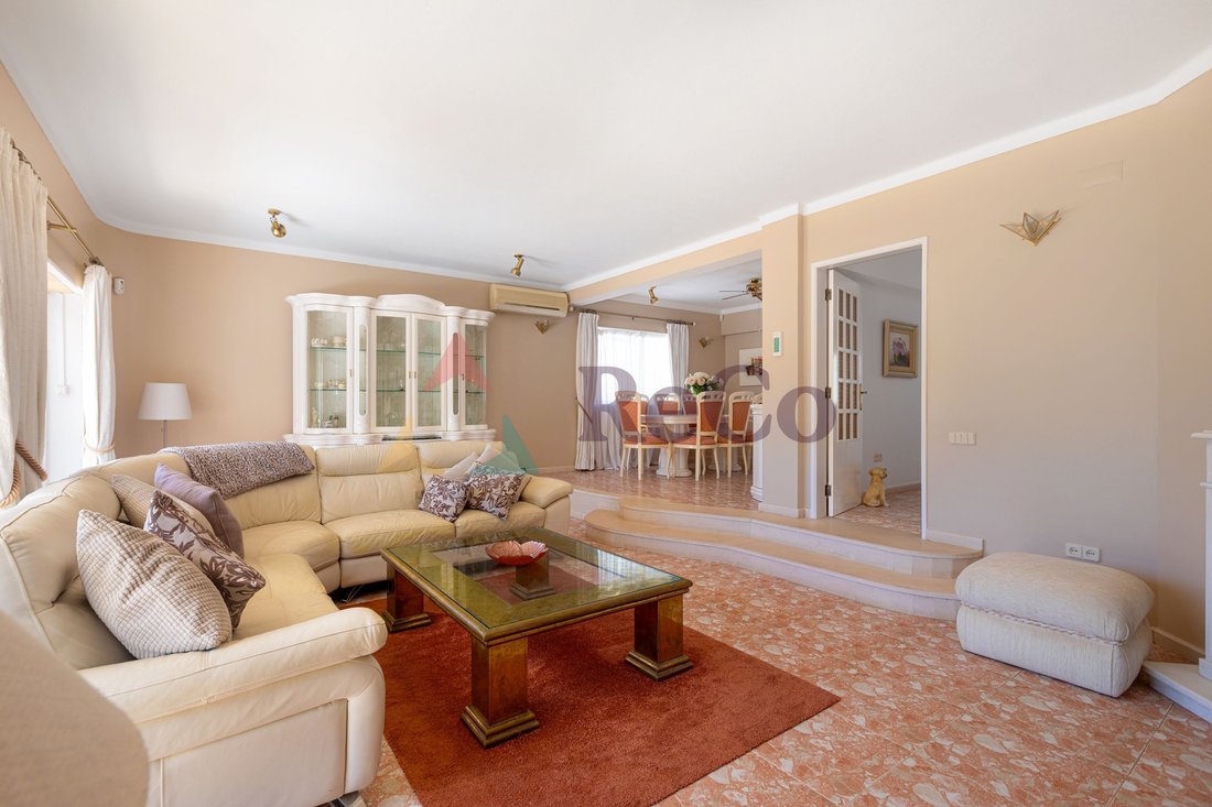 Villa in Quarteira, Algarve, Portugal 4 - 18704296