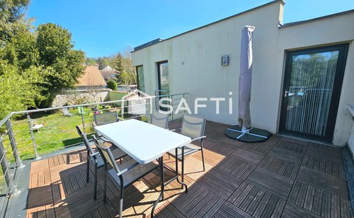 Casa en Bas, Maule, Francia 1