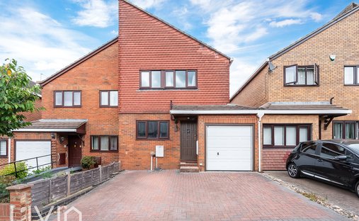 House in Broad Green, London Borough of Croydon, England 1