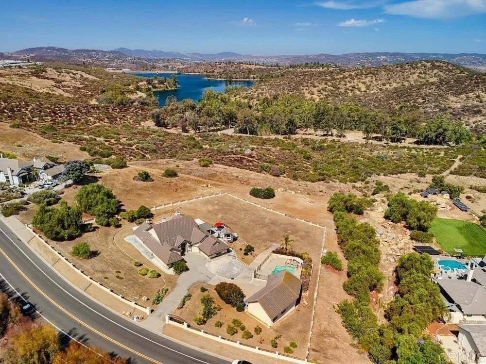 Casa en El Cajón, California, Estados Unidos 4 - 18713150