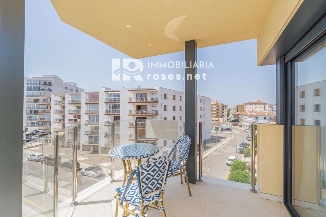 Apartment in Roses, Catalonia, Spain 3 - 18714045