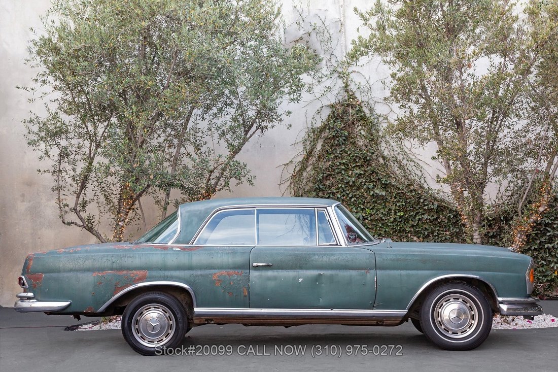 Mercedes-Benz 280SE in Los Angeles, CA 4 - 18710401