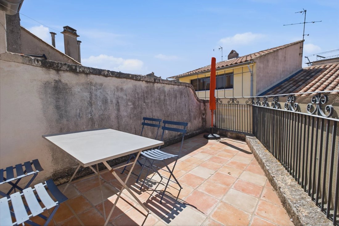 Townhouse en Arles, Provenza-Alpes-Costa Azul, Francia 2 - 18688259
