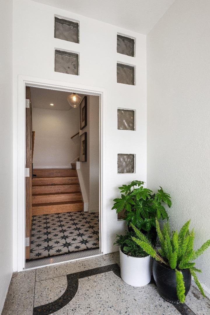 House in San Francisco, California, United States 2 - 18703013