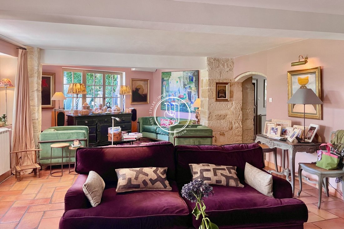 Villa in Uzès, Occitania, France 4 - 18703984