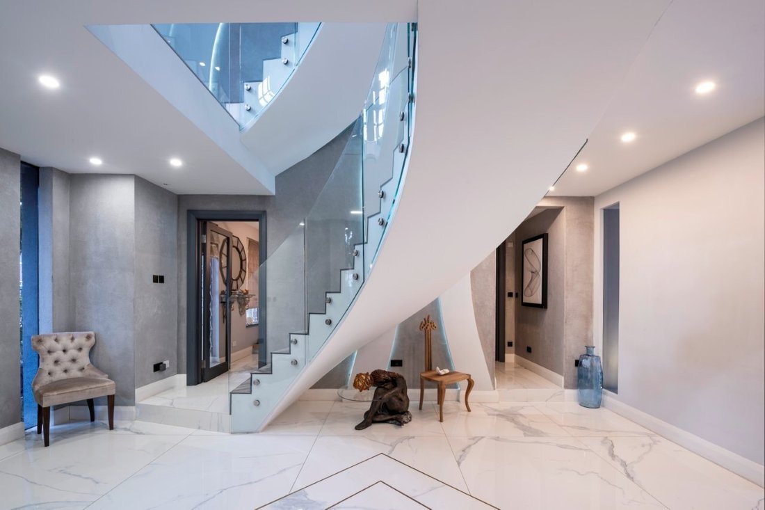 House in Brondesbury Park, Brent, England 2 - 18703163