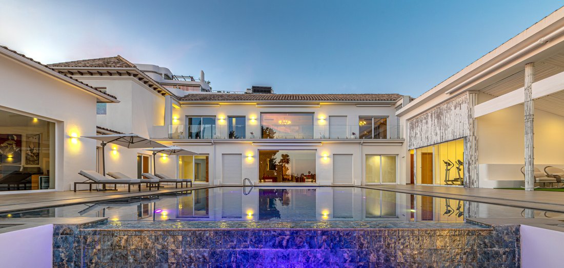 Villa in Guadalmina Alta, San Pedro de Alcantara, Spain 4 - 18708962